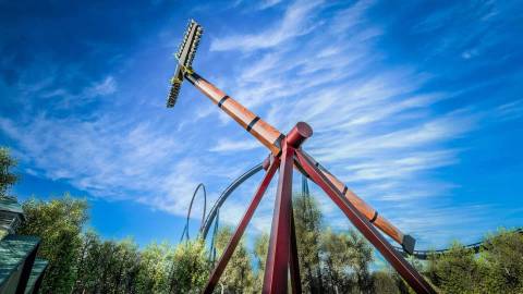 Thrilling Inversions on Lumberjack at Canada's Wonderland