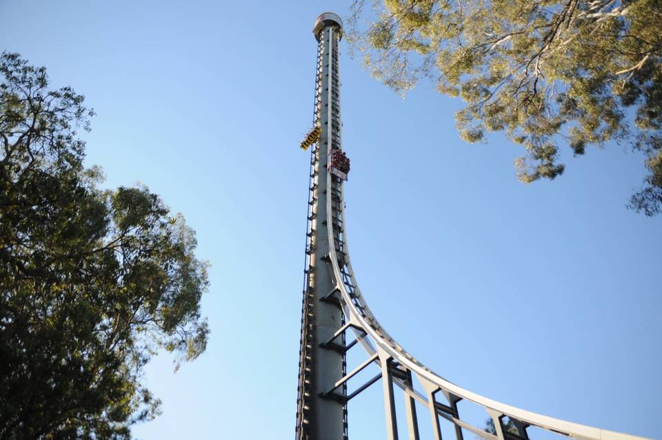 Giant Drop drop tower at Dreamworld