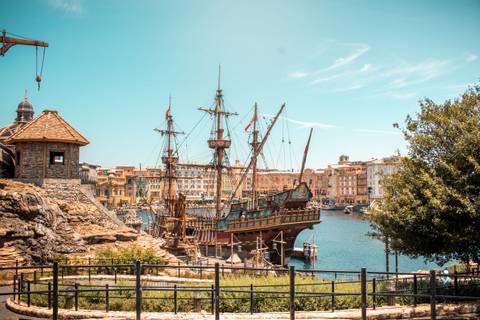 The Galleon Renaissance in Mediterranean Harbor — Tokyo DisneySea in Urayasu, Chiba