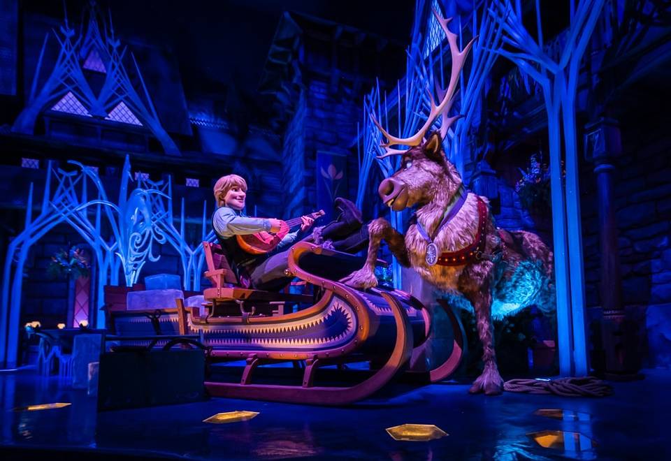 Anna and Elsa's Frozen Journey at Tokyo DisneySea