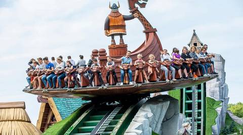 Riders on De Grote Golf in Wickieland — Plopsaland De Panne in De Panne
