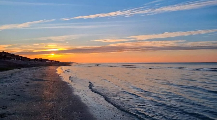 De Panne Beach, a beach near the park