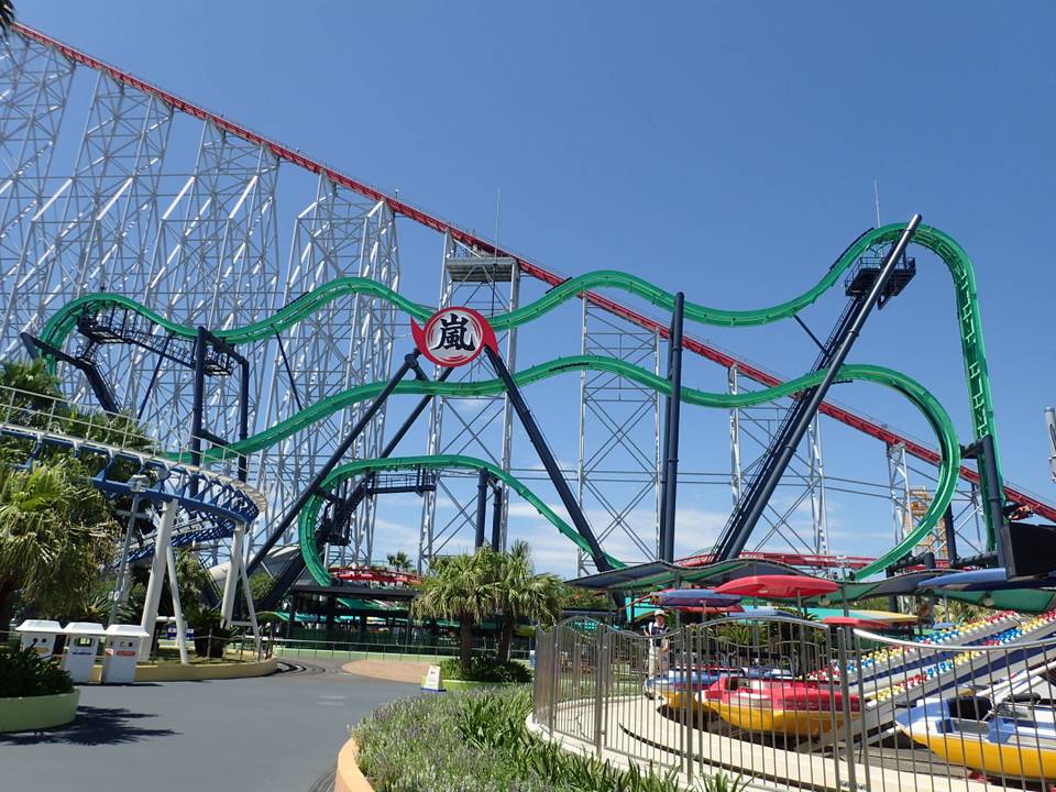 Arashi roller coaster at Nagashima Spa Land