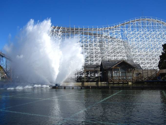 Shoot the Chute water ride at Nagashima Spa Land