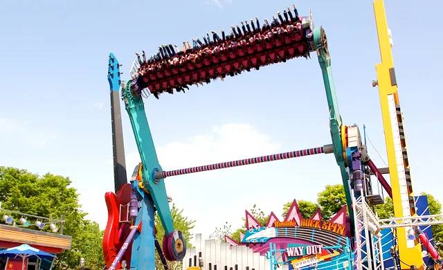 Double Rock Spin at Everland