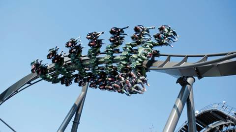 Raptor Wing Coaster Inversion