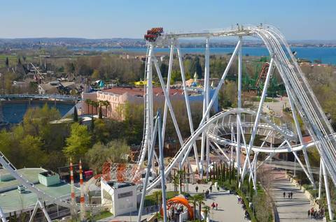 Oblivion: The Black Hole Overlooking Lake Garda — Gardaland in Castelnuovo del Garda