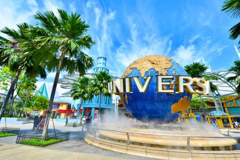 Iconic Universal Globe at Park Entrance — Universal Studios Singapore in Sentosa Island
