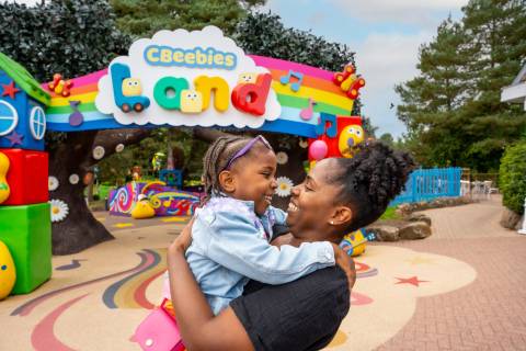 Colorful Welcome at the CBeebies Land Entrance — Alton Towers in Staffordshire, England