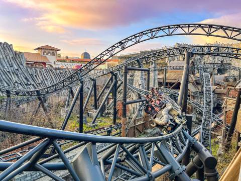 Taron Roller Coaster Racing Through Klugheim — Phantasialand in Brühl, North Rhine-Westphalia