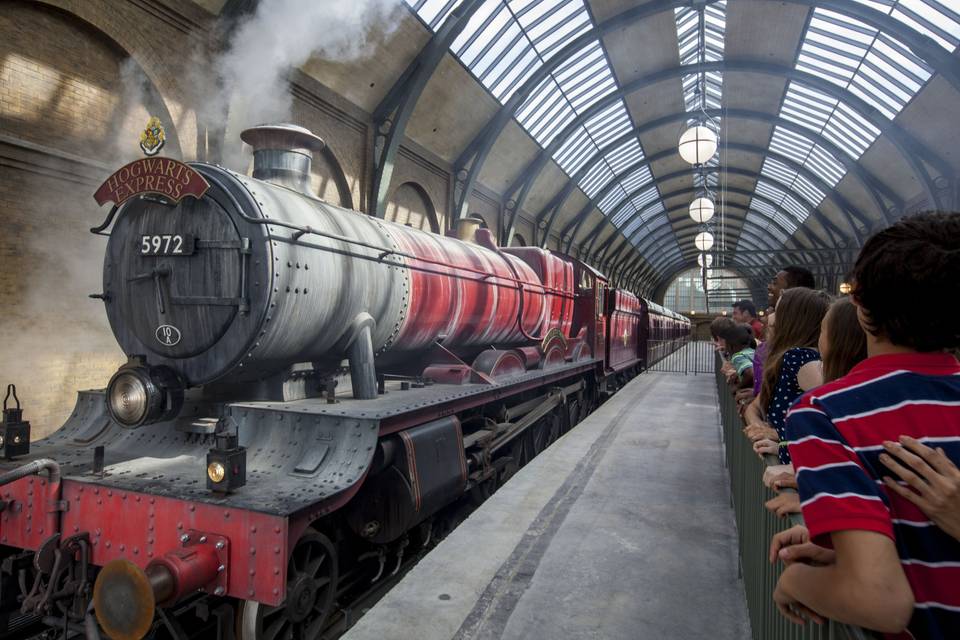 Hogwarts Express – King's Cross Station at Universal Studios Florida