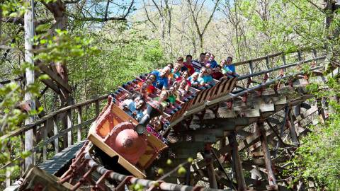 Riders Navigating the Twists of Thunderation