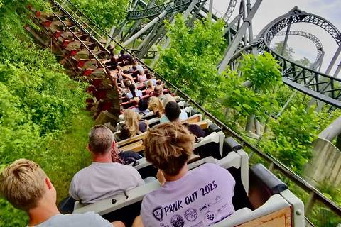 Thrill Seekers Riding Outlaw Run Wooden Coaster — Silver Dollar City in Branson, Missouri