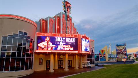 Branson Theatre District — Entertainment near Silver Dollar City