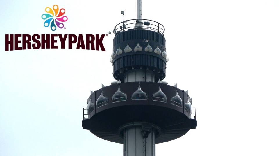 Kissing Tower at Hersheypark