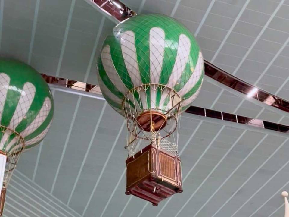 Balloon Ride at Lotte World