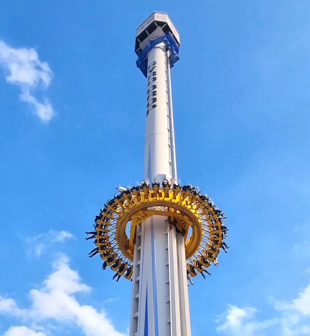 Gyro Drop at Lotte World