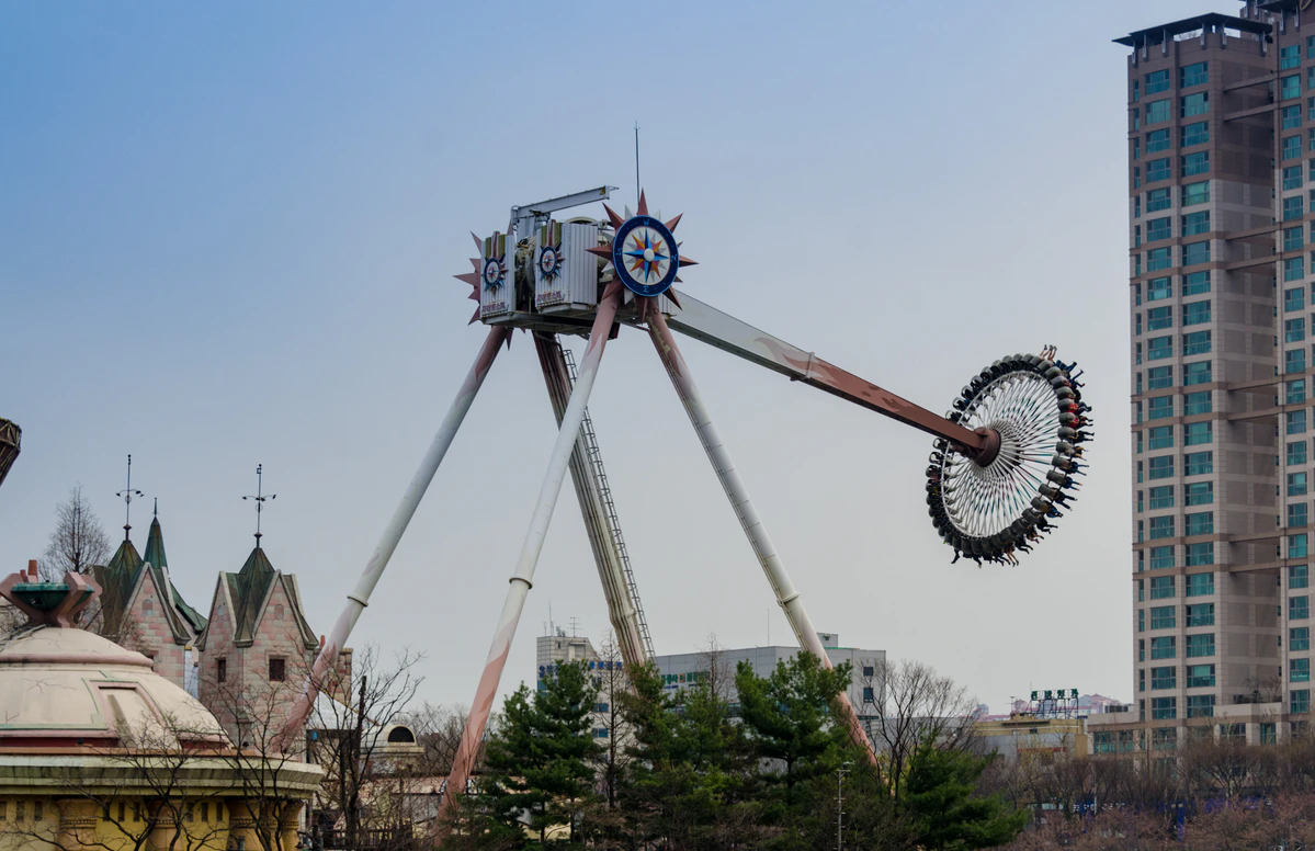 Gyro Swing at the park