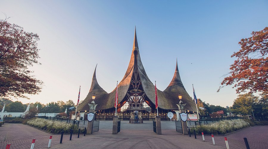 Efteling in the Netherlands, quietest on spring weekdays