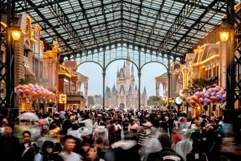 World Bazaar View of Cinderella Castle — Tokyo Disneyland in Urayasu, Chiba