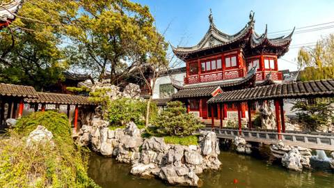 Yu Garden — Landmark near Shanghai Disneyland